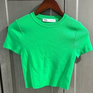 Zara Green Short Sleeve Knit Top